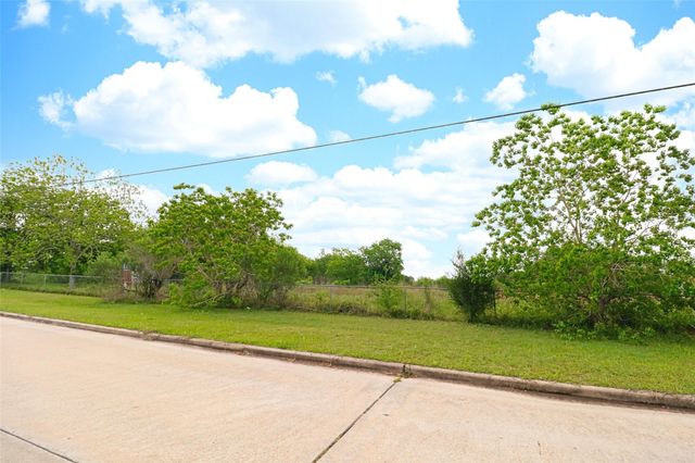 2625 Hillhouse Road, Pearland, TX 77584