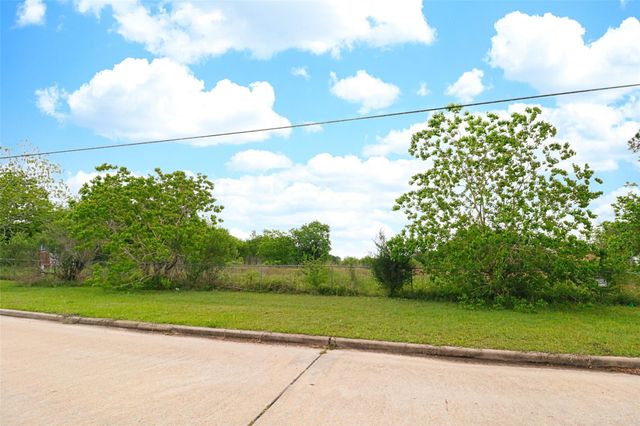 2625 Hillhouse Road, Pearland, TX 77584