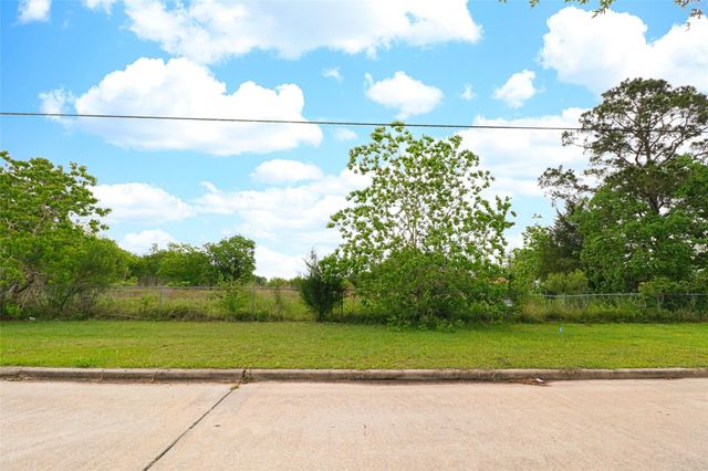 2625 Hillhouse Road, Pearland, TX 77584
