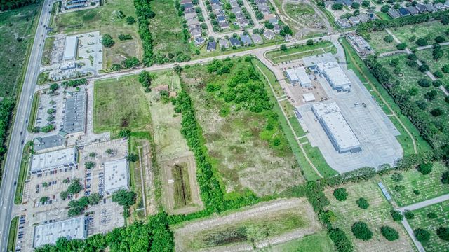 2625 Hillhouse Road, Pearland, TX 77584