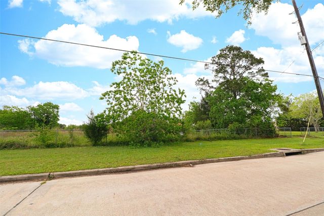 2625 Hillhouse Road, Pearland, TX 77584