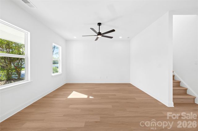 6900 Barrington Drive, Charlotte, NC 28215