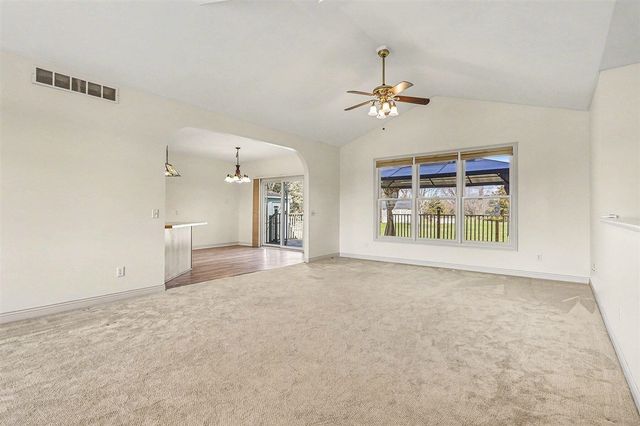 27580 Manchester Circle, Paw Paw, MI 49079