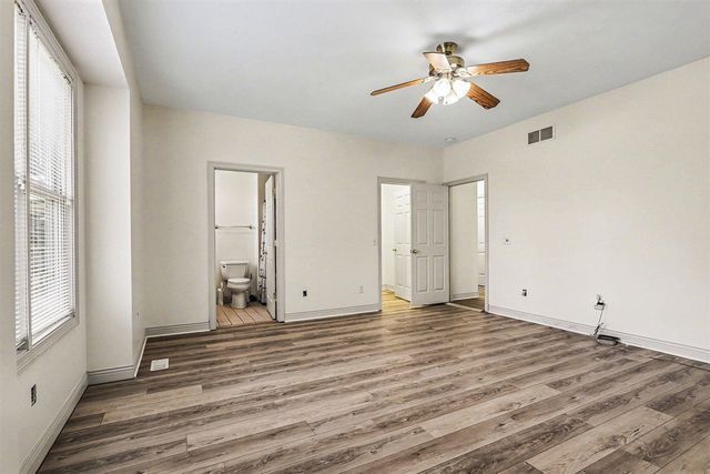 27580 Manchester Circle, Paw Paw, MI 49079