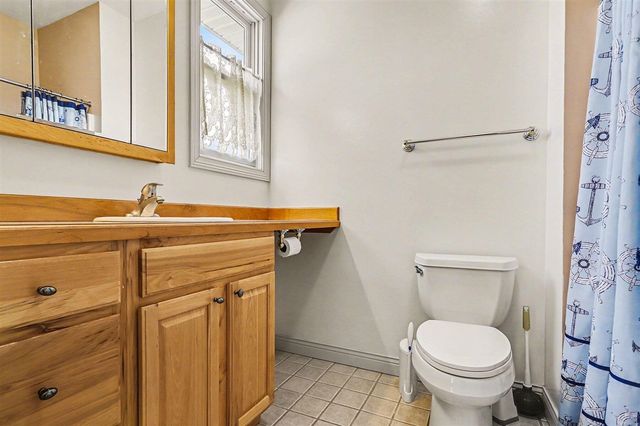 27580 Manchester Circle, Paw Paw, MI 49079