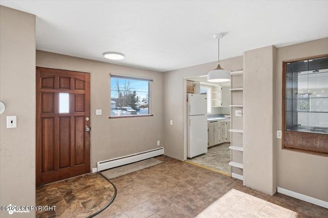 1701 W 36th Avenue, Anchorage, AK 99517