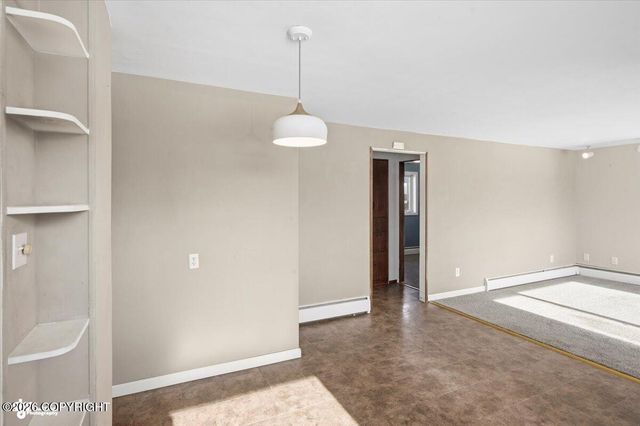 1701 W 36th Avenue, Anchorage, AK 99517