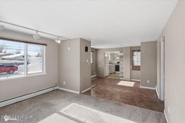 1701 W 36th Avenue, Anchorage, AK 99517