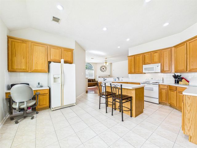 1119 Sussex Trail, Pearland, TX 77584