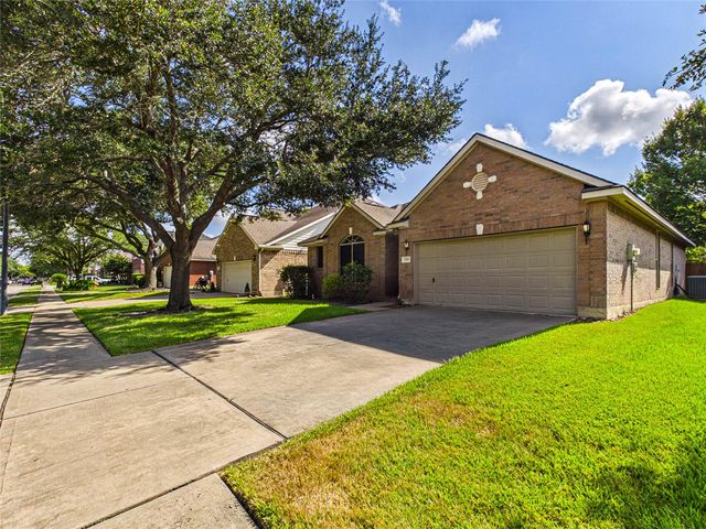 1119 Sussex Trail, Pearland, TX 77584