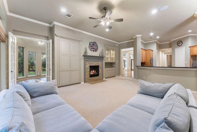 14 Mystic Pines Court, The Woodlands, TX 77382