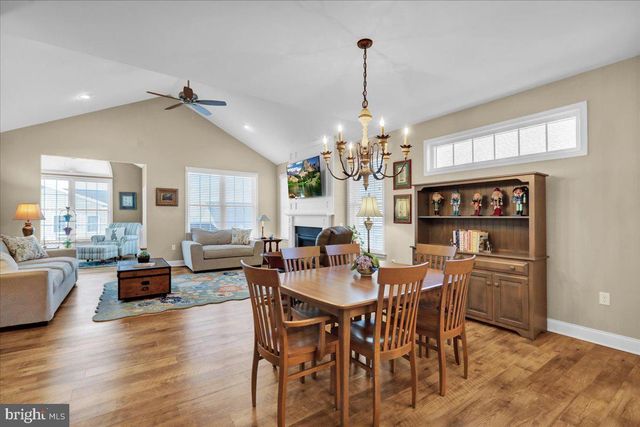 459 VALOR DR, Lititz, PA 17543