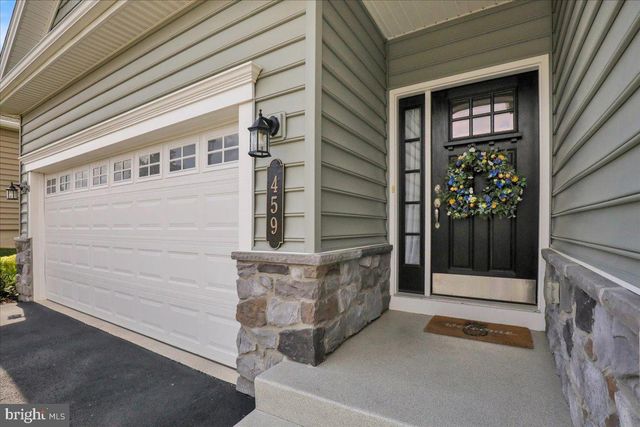 459 VALOR DR, Lititz, PA 17543