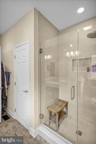 459 VALOR DR, Lititz, PA 17543