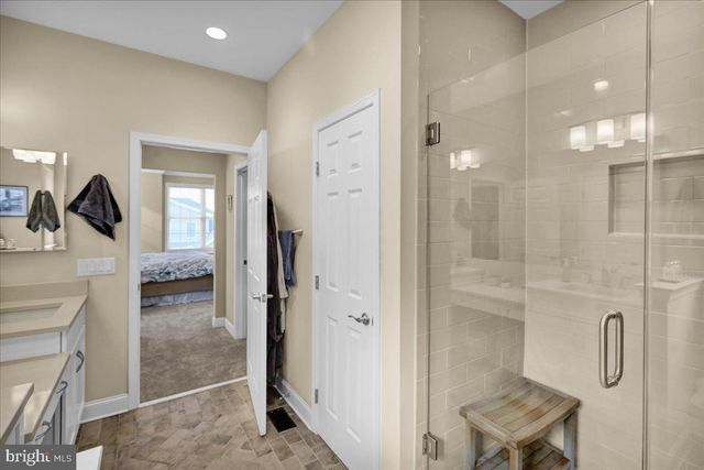 459 VALOR DR, Lititz, PA 17543