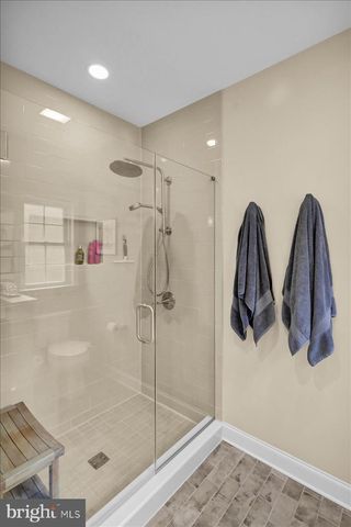 459 VALOR DR, Lititz, PA 17543