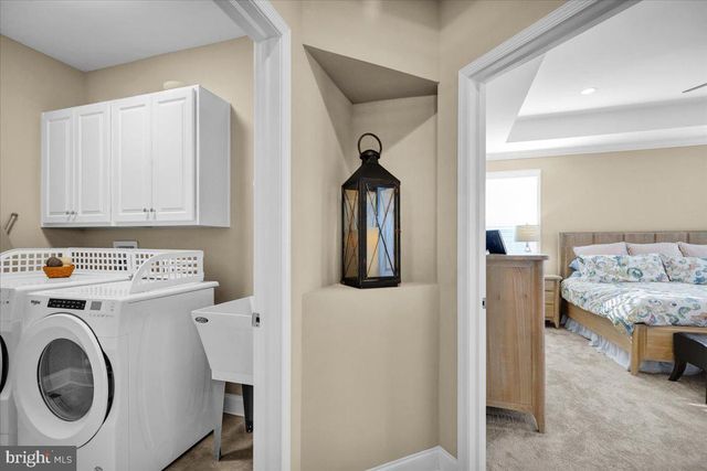 459 VALOR DR, Lititz, PA 17543