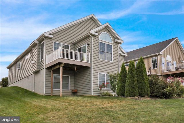 459 VALOR DR, Lititz, PA 17543