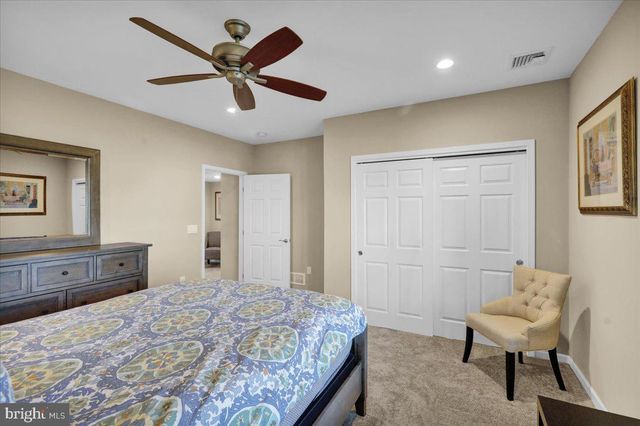 459 VALOR DR, Lititz, PA 17543