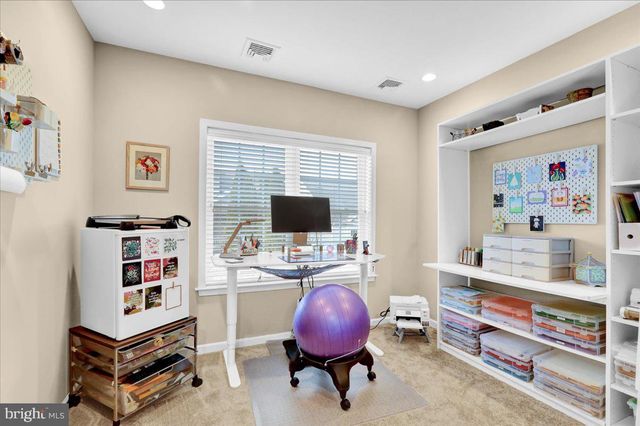 459 VALOR DR, Lititz, PA 17543