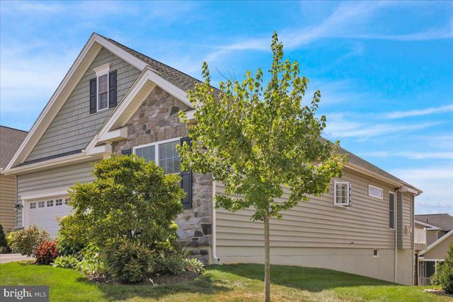 459 VALOR DR, Lititz, PA 17543