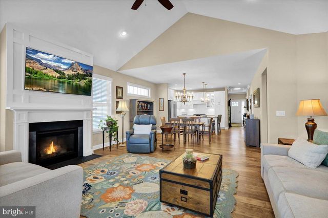 459 VALOR DR, Lititz, PA 17543