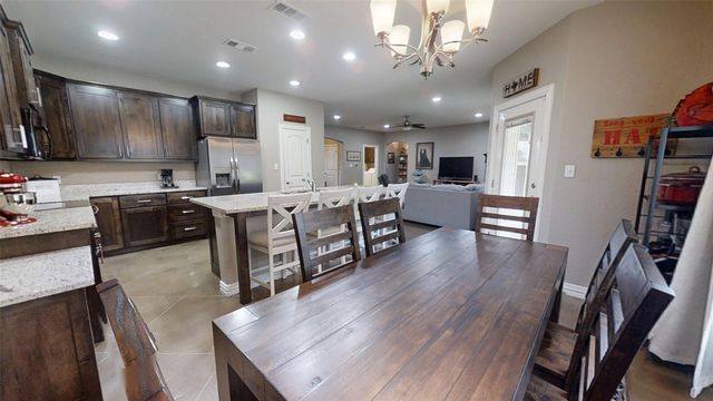 3904 Laramie Trail, Granbury, TX 76048