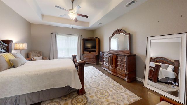 3904 Laramie Trail, Granbury, TX 76048