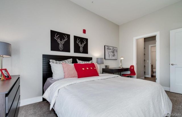 300 S Logan Street 211, Denver, CO 80209