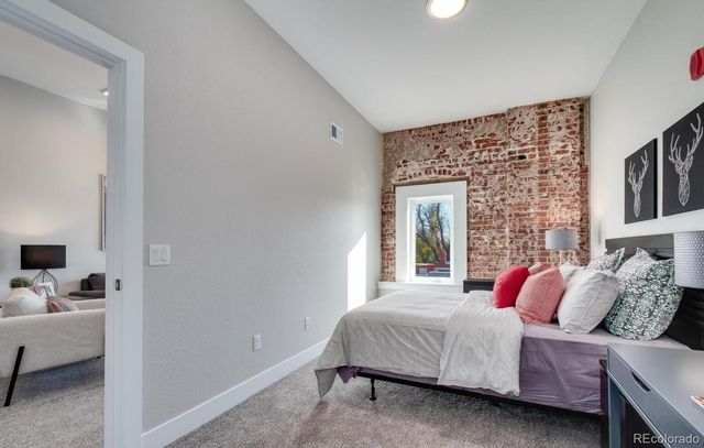 300 S Logan Street 211, Denver, CO 80209