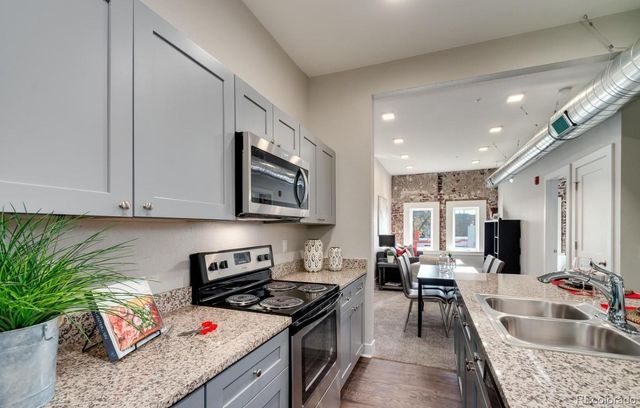 300 S Logan Street 211, Denver, CO 80209