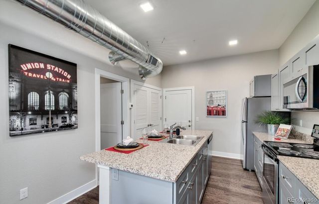 300 S Logan Street 211, Denver, CO 80209