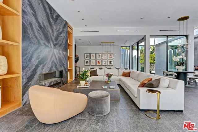 1049 Loma Vista Drive, Beverly Hills, CA 90210