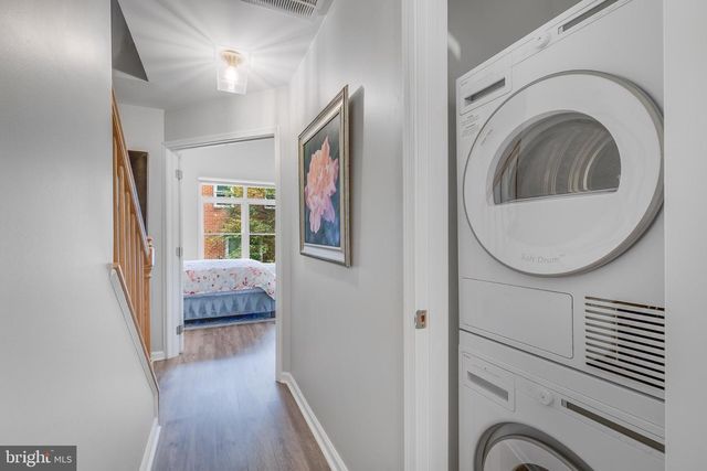 1507-D N COLONIAL TER, Arlington, VA 22209