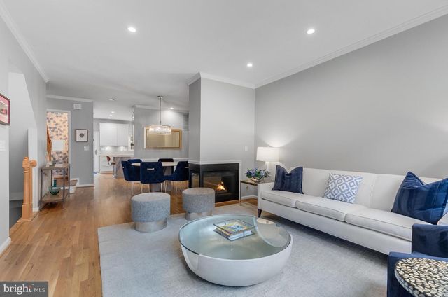 1507-D N COLONIAL TER, Arlington, VA 22209