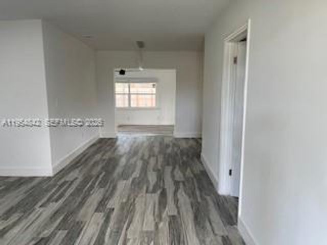 240 N 70th Way, Hollywood, FL 33024