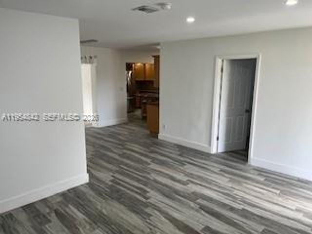 240 N 70th Way, Hollywood, FL 33024