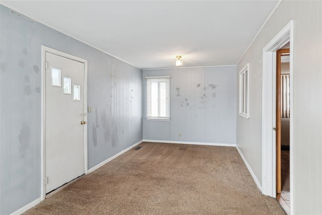 902 Rapids Street, Adel, IA 50003
