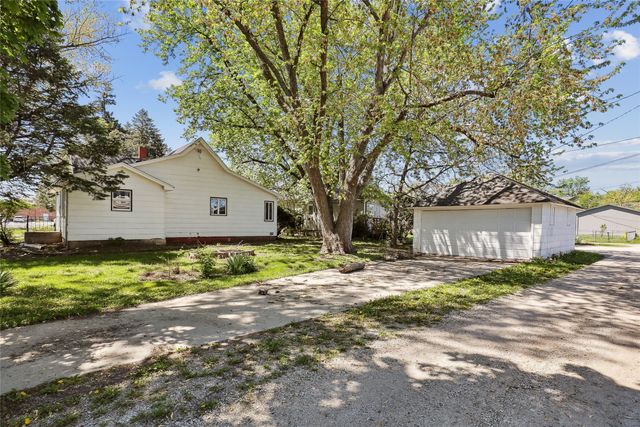 902 Rapids Street, Adel, IA 50003