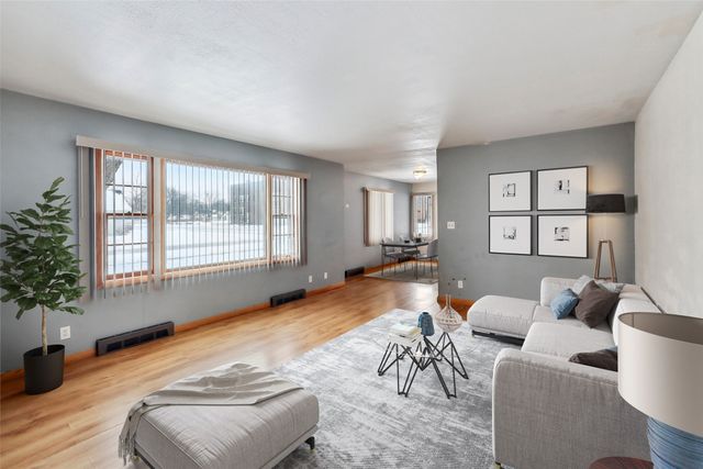 902 Rapids Street, Adel, IA 50003
