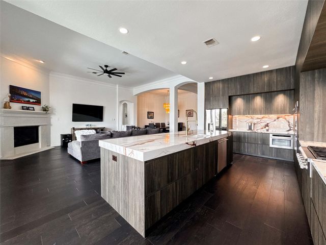 631 Appia Drive, Kemah, TX 77565