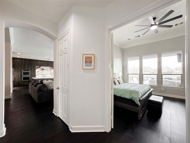 631 Appia Drive, Kemah, TX 77565