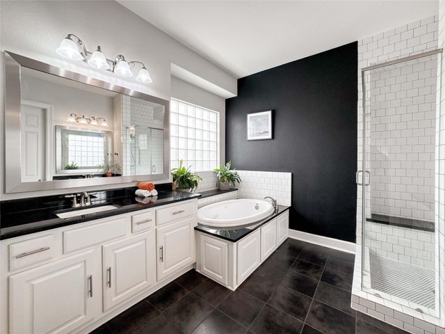 631 Appia Drive, Kemah, TX 77565