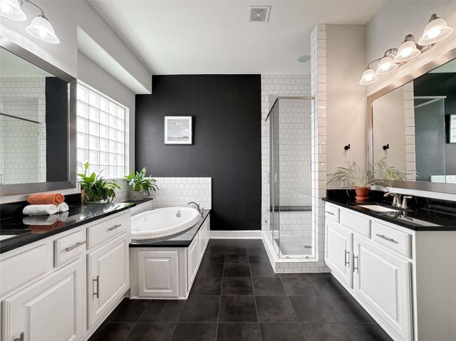 631 Appia Drive, Kemah, TX 77565