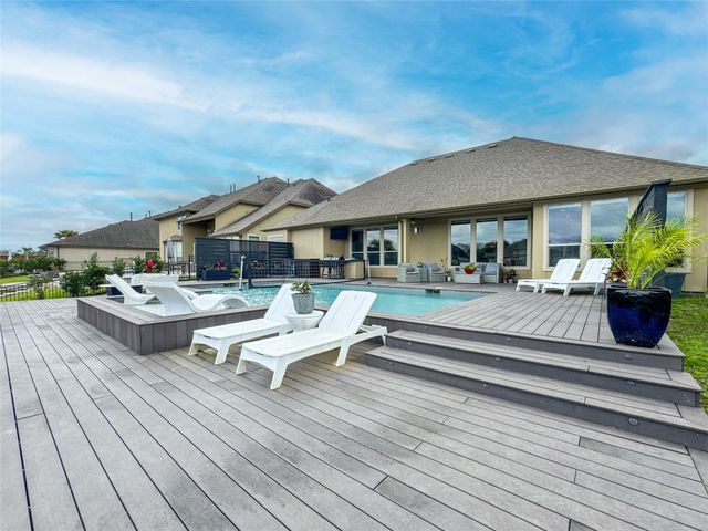 631 Appia Drive, Kemah, TX 77565