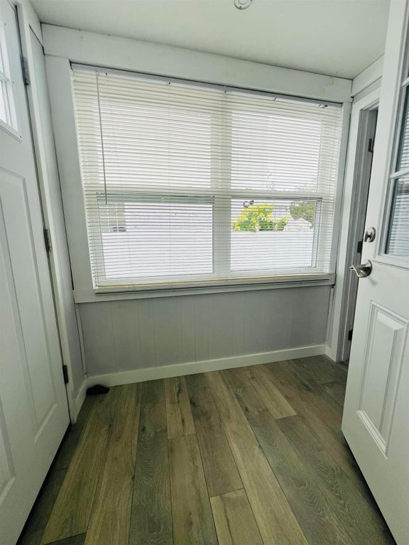 Image 23 of property listing at 24 Wall Street, Hampton, NH 03842