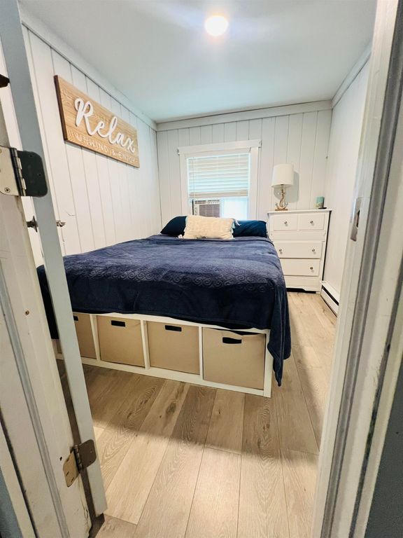 Image 24 of property listing at 24 Wall Street, Hampton, NH 03842