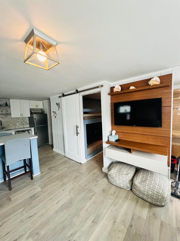Image 5 of property listing at 24 Wall Street, Hampton, NH 03842