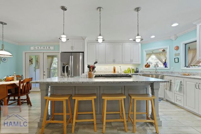 10 Pinetree Road, Midway, GA 31320