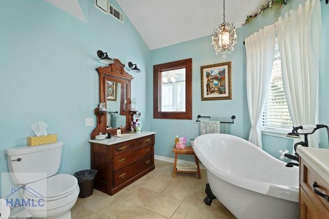 10 Pinetree Road, Midway, GA 31320